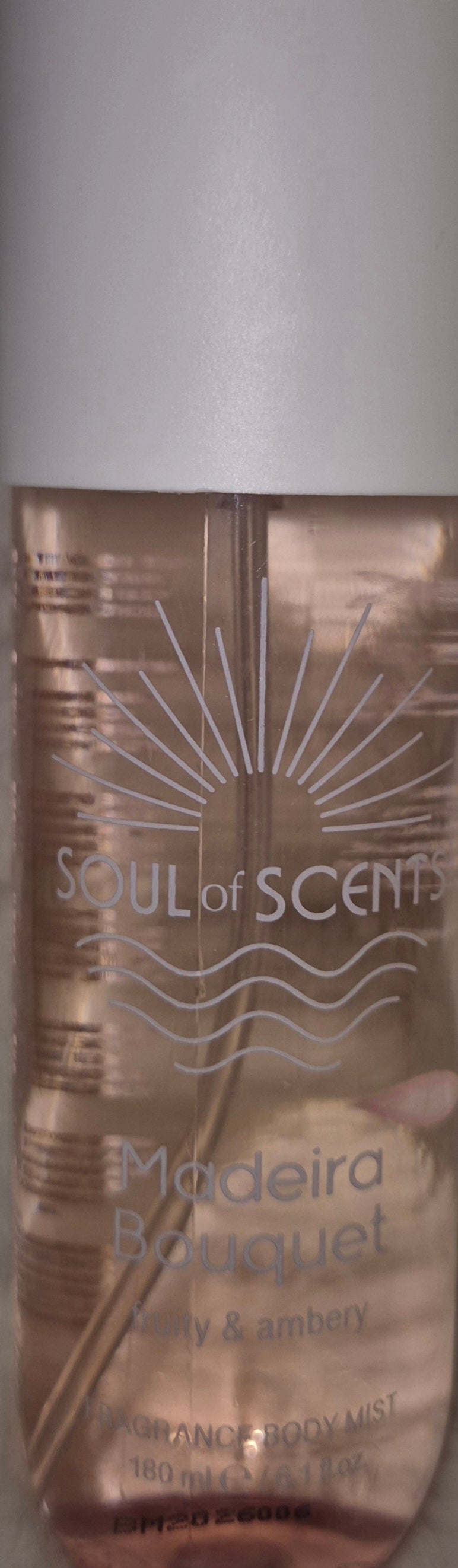 ✨ Découvrez Soul of Scents : Votre nouvelle signature olfactive  ✨
