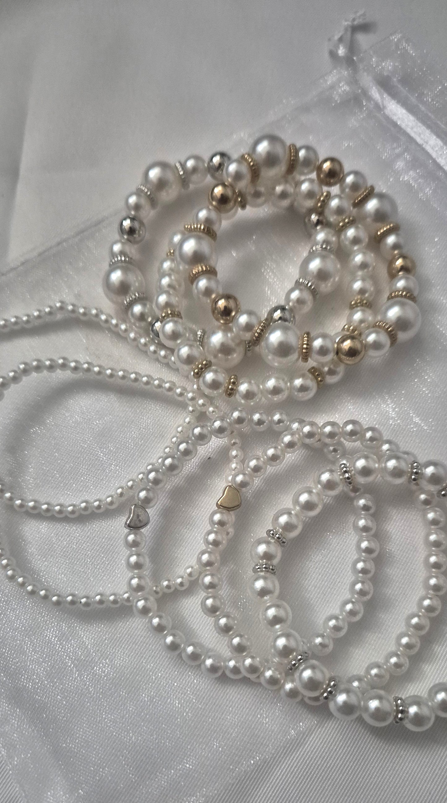 ENSEMBLE DE 8 BRACELETS PERLES ÉGÉENNES