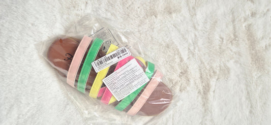 Sandales Plates Colorées – Style Estival & Tendance