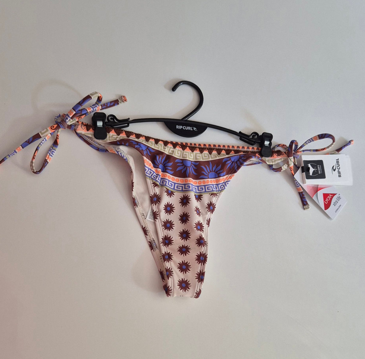 Bas de bikini Rip Curl "Amare" - Neuf avec étiquettes - Taille M - Imprimé Bohème